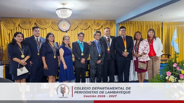 El Decano del Colegio de Periodistas de Lambayeque, Larcery Díaz Suárez, participó en la ceremonia de instalación del nuevo CCPLAM