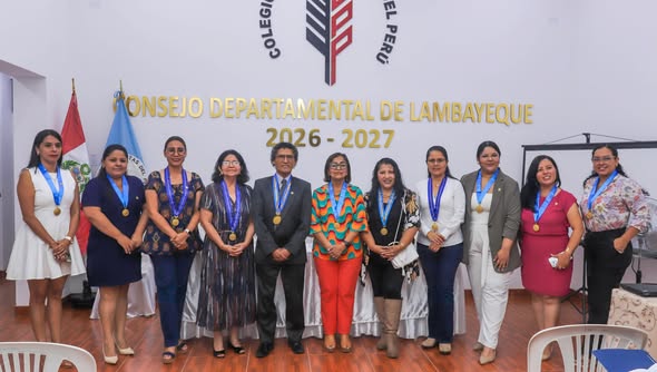 🤩🏅 Nueve comunicadores se incorporan al Colegio de Periodistas de Lambayeque.