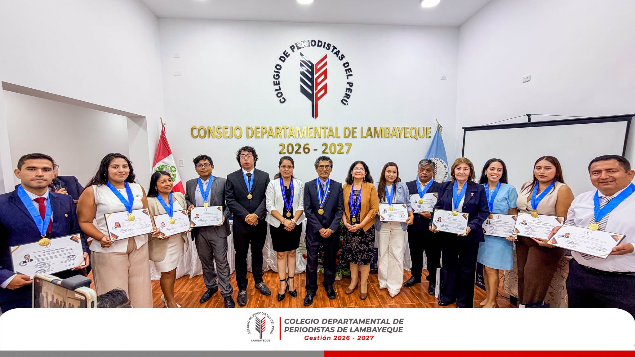 COLEGIO DE PERIODISTAS INCORPORA A 12 NUEVOS COMUNICADORES
